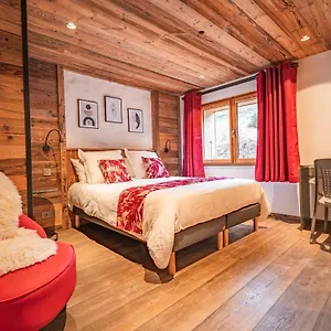 Chalet Charming Bed And Breakfast Les Gets